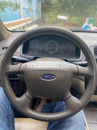 Ford Laser 2005 GHIA 1.8 MT - 30000 km