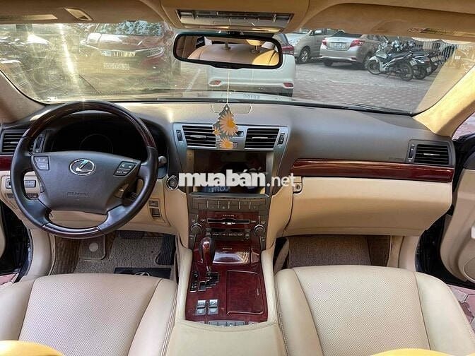 Lexus LS 20***0 km