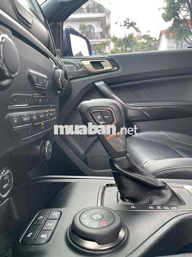 Ford Everest 2020 Titanium 2.0L AT 4x2 - 18.000 km