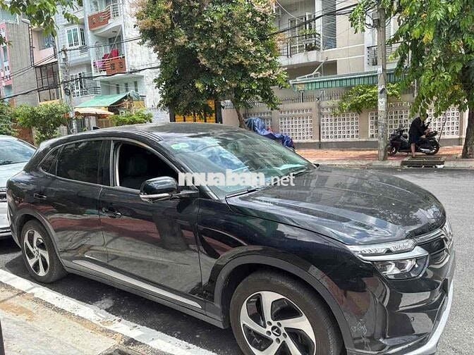 VinFast VF8 2023 - Pin Catl - 50000 km