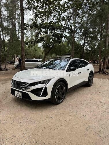 Peugeot 408 2023 GT 1.6 AT - 15000 km