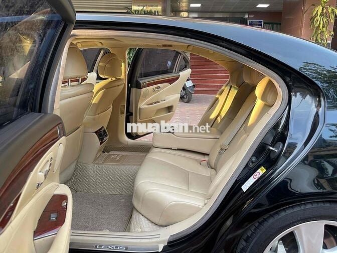 Lexus LS 20***0 km