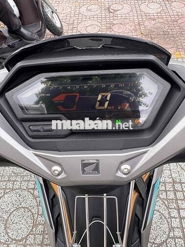 Winer X 12/2024 chạy 900 km như xe thùng