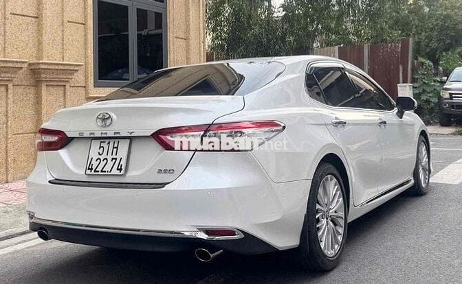 TOYOTA CAMRY 2.5Q 11.000km model 2021 sản xuất 202