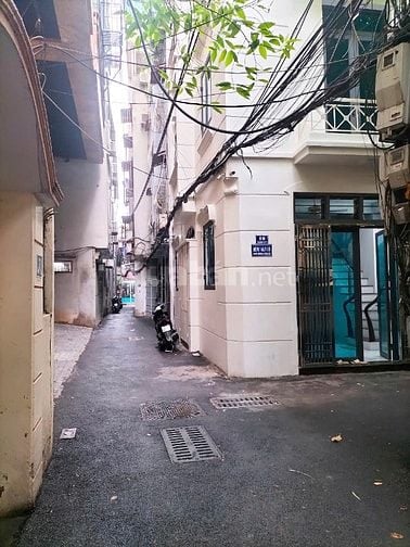 Bán nhà Lô Góc 4 Tầng, Ô Tô Đỗ Cửa tại Thanh Xuân - Sổ Đỏ Chính Chủ!