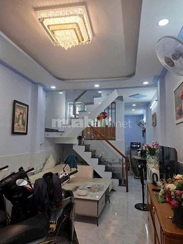 GIẢM SÂU 200 TRIỆU GIÁ 3TỶ5 CĂN NGUYỄN ĐÌNH CHÍNH, CHỈ DUY NHẤT 4 TUẦN