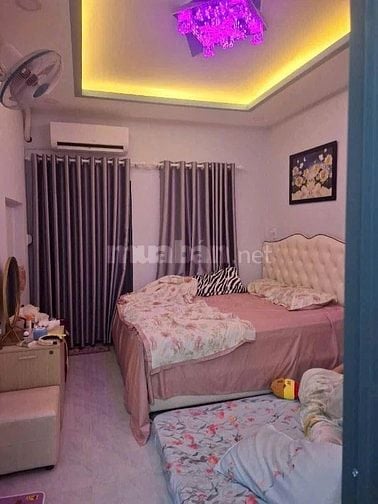 GIẢM SÂU 200 TRIỆU GIÁ 3TỶ5 CĂN NGUYỄN ĐÌNH CHÍNH, CHỈ DUY NHẤT 4 TUẦN