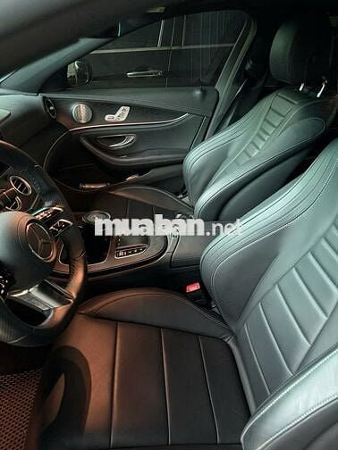 Mercedes Benz E Class 2021 E300 AMG - 36000 km