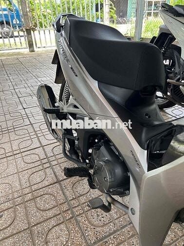 kẹt tiền cần bán xe Future