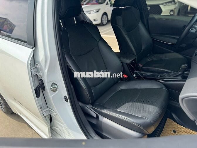 Toyota Corolla Altis 2022 1.8 V - 100000 km
