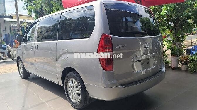 Xe 9 Chỗ Hyundai Starex 2015 Máy Xăng, Xe Đẹp