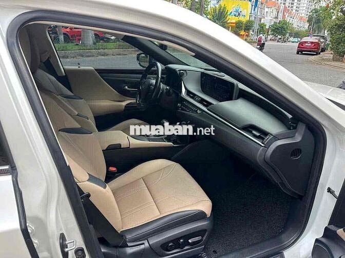 Lexus ES 2019 dk 2020