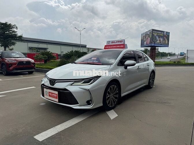 Toyota Corolla Altis 2022 1.8 V - 100000 km
