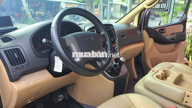 Xe 9 Chỗ Hyundai Starex 2015 Máy Xăng, Xe Đẹp