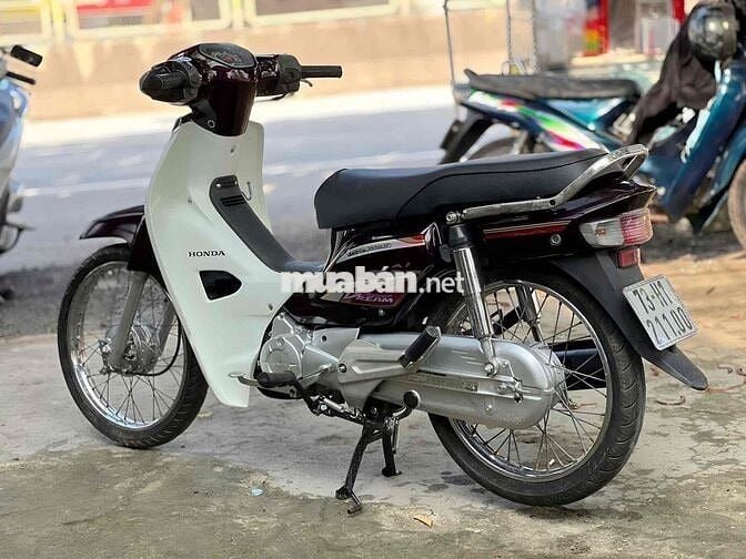 Honda Super Dream Việt 2014