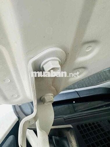 Toyota Hilux 2.4 4x2 AT sản xuất 2024 nhập khẩu