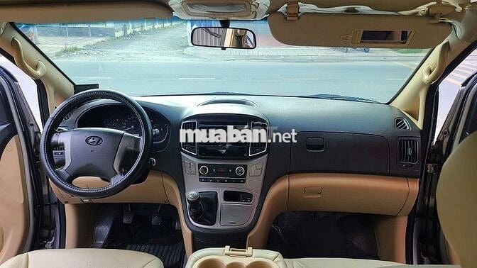 Xe 9 Chỗ Hyundai Starex 2015 Máy Xăng, Xe Đẹp