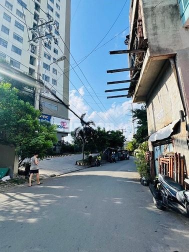 Cho thuê nhà MTNBộ 12m(XT) Hương Lộ 2, P.B.T.Đông A,Q.B.Tân giá 12.5tr