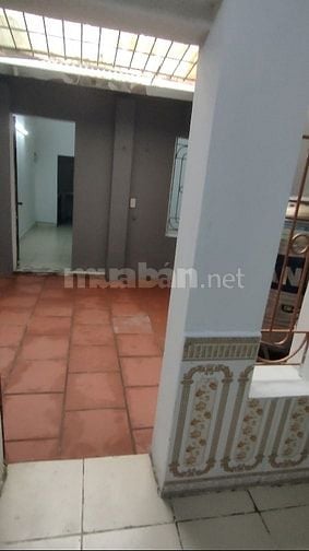 Cho thuê nhà 54m2 ở phường Đức Giang