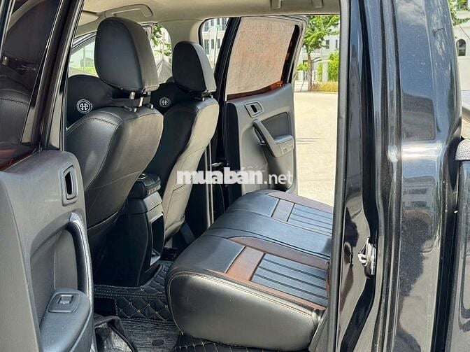 Bán Ford Ranger 2018 XLS 2.2L 4x2 MT màu đen