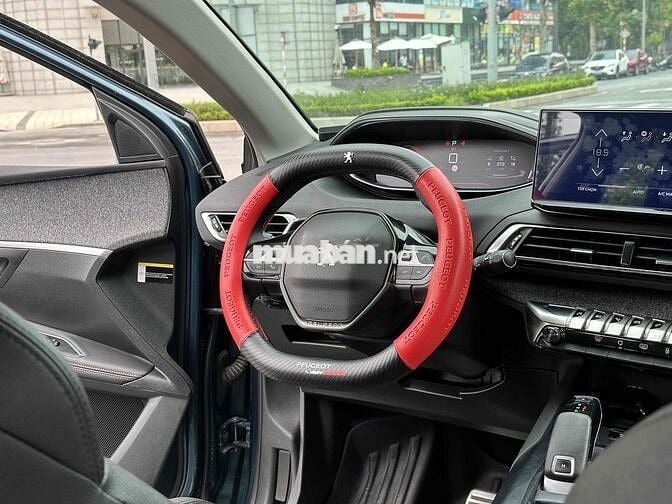 Peugeot 3008 Premium Sx 2022 Lướt 2v km