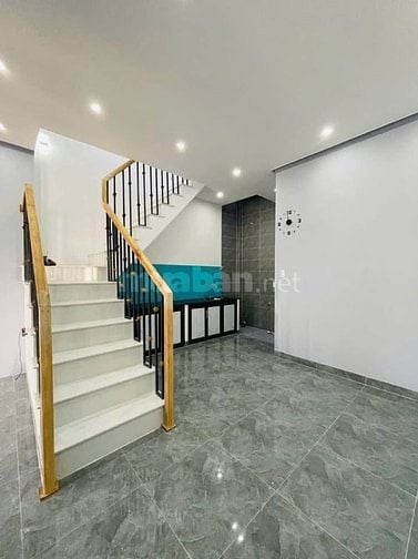 Nhà 1 trệt 1 lầu, SHR, ấp Hậu Lân, Bà Điểm, Giá cực hot chỉ 1 tỷ 450.