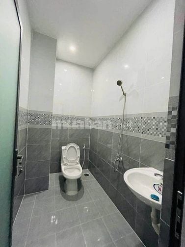 Nhà 1 trệt 1 lầu, SHR, ấp Hậu Lân, Bà Điểm, Giá cực hot chỉ 1 tỷ 450.