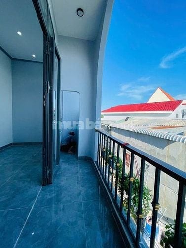 Nhà 1 trệt 1 lầu, SHR, ấp Hậu Lân, Bà Điểm, Giá cực hot chỉ 1 tỷ 450.