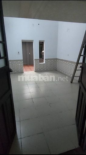 Cho thuê nhà 54m2 ở phường Đức Giang