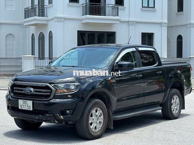 Bán Ford Ranger 2018 XLS 2.2L 4x2 MT màu đen