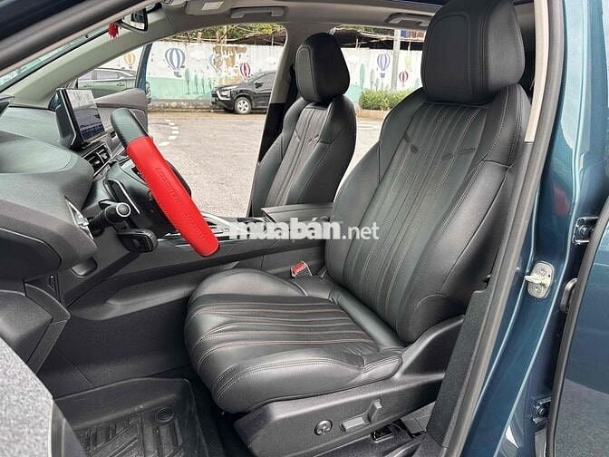 Peugeot 3008 Premium Sx 2022 Lướt 2v km