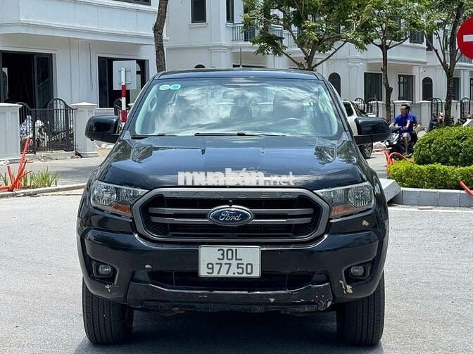 Bán Ford Ranger 2018 XLS 2.2L 4x2 MT màu đen