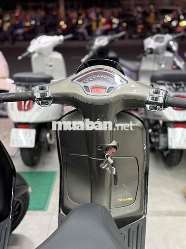 vespa sprint 125ABS iGet . model 2019 lét 2 tầng