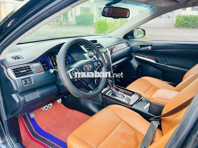 Toyota Camry 2018 2.5Q - Xe Cán Bộ Sử Dụng