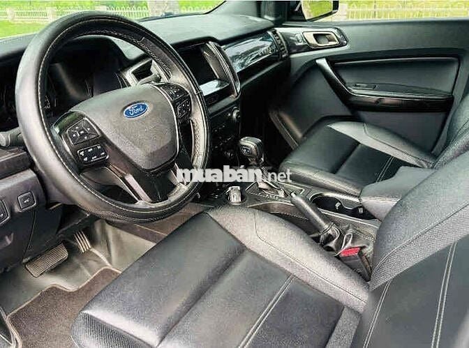 Ford Everest 2022 Titanium 2.0L 4x2 AT - 40000 km