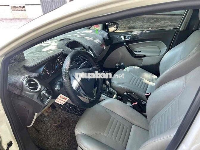 Ford Fiesta 2016 1.5 AT Titanium - 70000 km