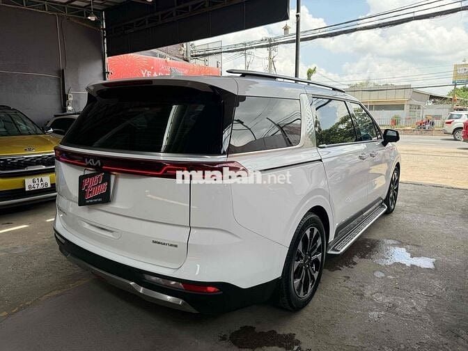 Kia Carnival 2022 Signature 3.5G 17000 km một chủ