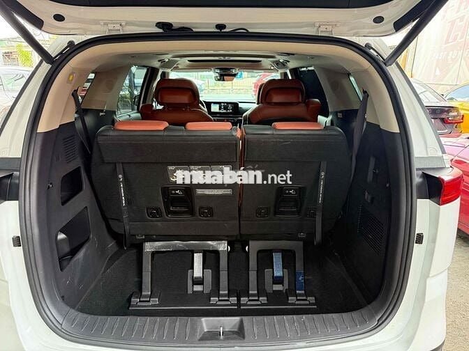 Kia Carnival 2022 Signature 3.5G 17000 km một chủ