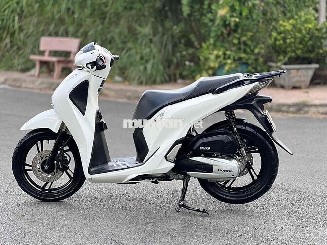 Shvn 125cc Trắng Đen 2018 Biển 59 Chính Chủ 🎉🎉🎉