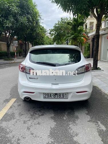 Mazda 3 2016 1.5 AT - 130000 km