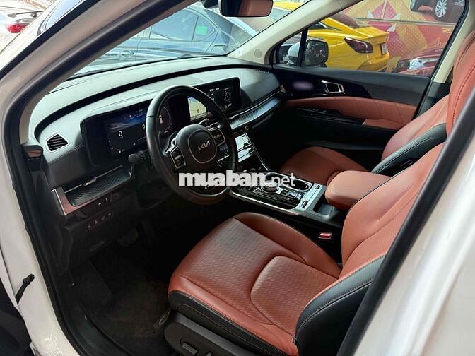 Kia Carnival 2022 Signature 3.5G 17000 km một chủ