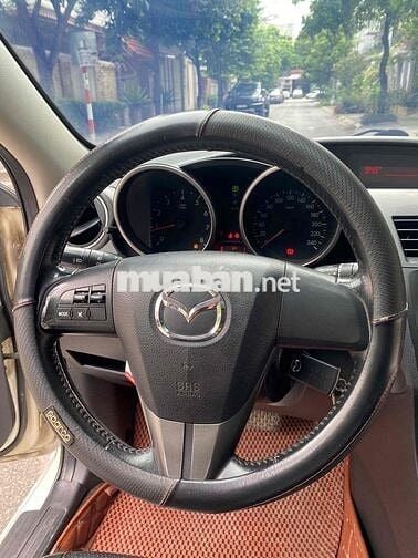 Mazda 3 2016 1.5 AT - 130000 km