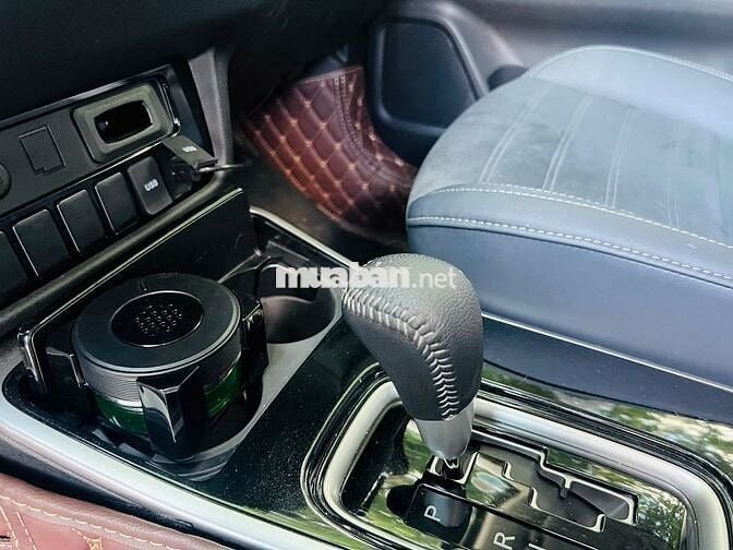 Bán Outlander 2.0 CVT sx  2024 odo 11,900 km 1 chủ