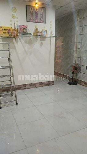 Chủ kẹt tiền bán nhà giá rẻ ai nhanh thì được tại  đường số 79 