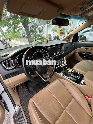 Kia Sedona 2021 2.2 DAT DELUXE - 40000 km