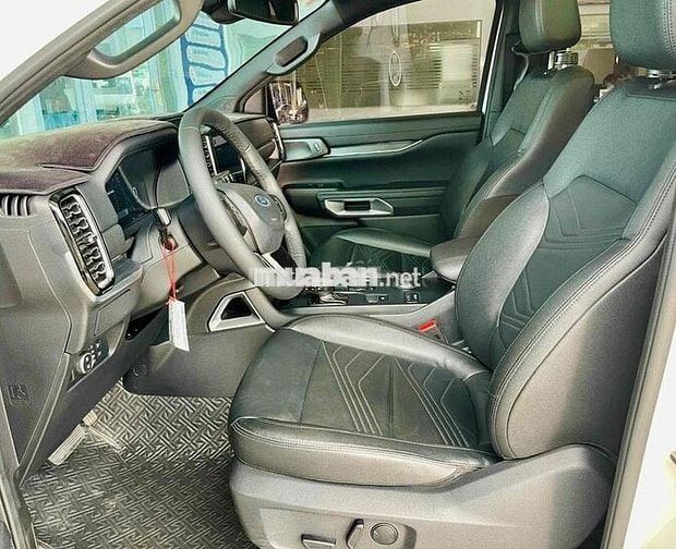 Everest Tita 2 cầu 2022 xe đẹp-Giá thương lượng