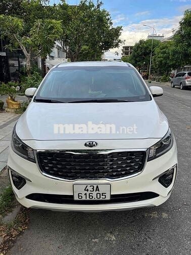 Kia Sedona 2021 2.2 DAT DELUXE - 40000 km