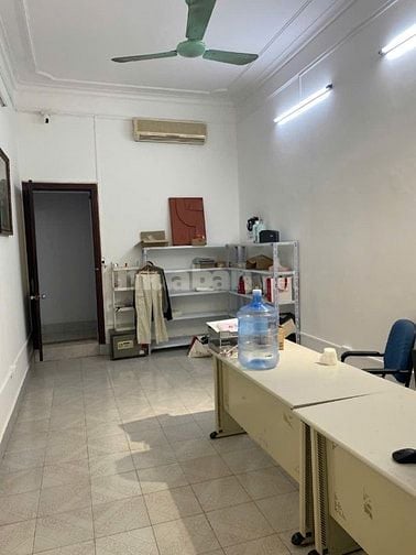 Chính chủ cho thuê nhà mặt phố ( nhà 3T cho thuê T1&2 )