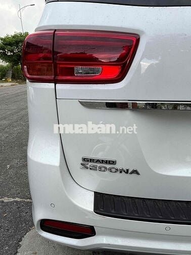 Kia Sedona 2021 2.2 DAT DELUXE - 40000 km