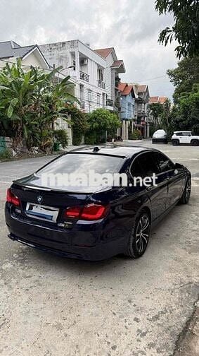 BMW 5 Series 2017 528i - 140000 km
